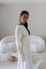 Sugar Petal Off-Shoulder Strickpullover Weiß