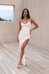 HELLO MOLLY White Sand Oasis Maxikleid Pink