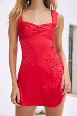 Amara Minikleid Rot