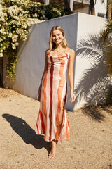 Satin-Maxikleid „Thinking Of You“ Orange