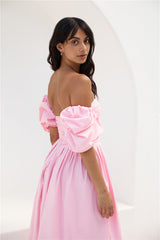 Bella schulterfreies Maxikleid Rosa