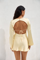 Elegantes Satin-Minikleid für den Abend, Gelb