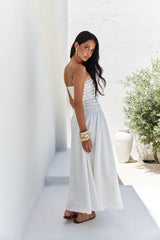 Blossom Bay Trägerloses Maxikleid Weiß