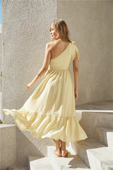 Busy Girl One-Shoulder Maxikleid Gelb
