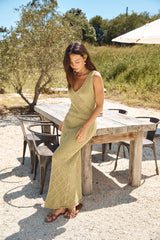 Exotisches Strickmaxikleid Grün