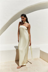 Radiant Rhythm Trägerloses Maxikleid Gelb