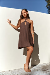 Swaying Shadows Neckholder-Minikleid Braun