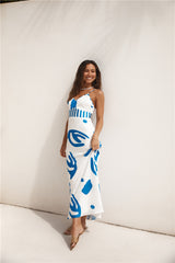 Whirlwind Skies Maxikleid aus Satin in Blau