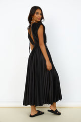 Irisierendes Maxi-Kleid in Schwarz
