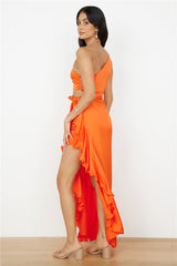 LIEBE EMILIA In Meinem Glamour Satin Maxikleid Rot