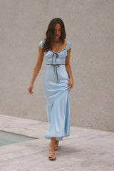 Selene Satin-Maxikleid Blau