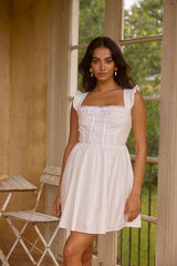 Moonflower Melodies Minikleid Weiß