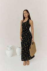 Maxikleid mit Neckholder in Scharlachrot und Schwarz