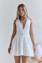 Country Rose besticktes Minikleid in Weiß