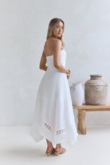 Lucia trägerloses Midikleid Weiß