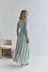Whispered Secrets Mesh Maxikleid mit langen Ärmeln Salbeigrün