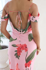 Lost In Your Eyes Mesh Maxikleid Pink