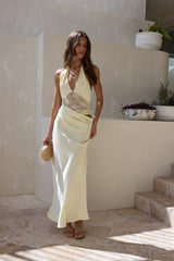 "Call Me Yours" Spitzen Neckholder Satin Maxikleid Zitrone