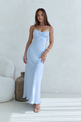 Love And Desire Satin-Maxikleid Blau