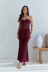 Maxikleid "Caught Your Eye" aus Mesh ohne Träger, Bordeaux