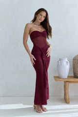 Maxikleid "Caught Your Eye" aus Mesh ohne Träger, Bordeaux