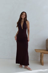Ikonisches Abend-Neckholder-Maxikleid Braun