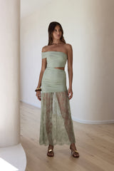 Blossoming Hearts Off-Shoulder-Maxikleid aus Spitze Salbeigrün