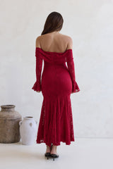 Here For Love schulterfreies Mesh-Maxikleid Rot