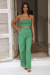 In Hindsight Crop Top Grün