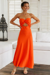 Maxikleid „Glowing And Going“ in Orange