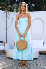 Ruhiges und gesammeltes Maxikleid Blau