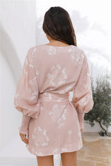 Kurzes beiges Kleid „Back From Vacation“
