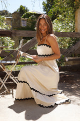 Voll investiertes Maxi-Kleid Beige
