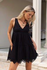 Here For You Spitzen-Minikleid Schwarz