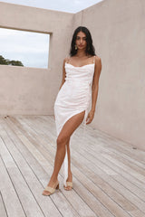 HELLO MOLLY White Sand Oasis Maxikleid Pink