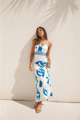 Whirlwind Skies Maxikleid aus Satin in Blau