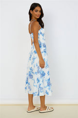 Violet Skies Midikleid Blau