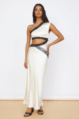 Satin-Maxikleid „Limitless Love“ Champagner