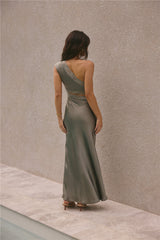 Limitless Love Satin-Maxikleid Khaki