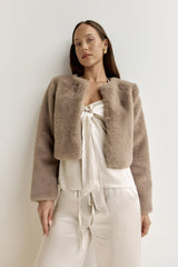 Day By Day Kunstpelz Cropped Jacke Braun