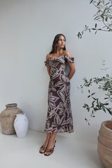 Wüstenblume schulterfreies Maxikleid Braun