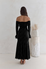 Here For Love Off-Shoulder Mesh Maxikleid Schwarz