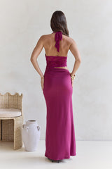 Best Believe Maxikleid mit Neckholder und Spitze in Pflaume