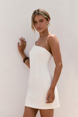 Asymmetrisches Mini-Kleid „Floating On Air“ in Weiß