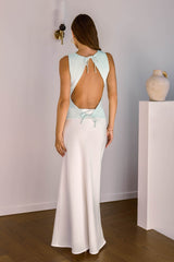 Dezent elegantes, maßgeschneidertes Cowl-Top in Mint