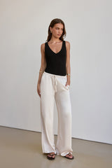 BASE Luxe Rib Effortless Essentials Bodysuit Schwarz