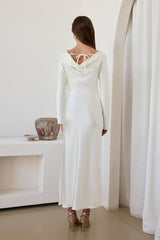 Cross The Skies Satin-Maxikleid mit langen Ärmeln, Weiß