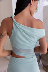 Weiches schulterfreies Mesh-Maxikleid in Grün